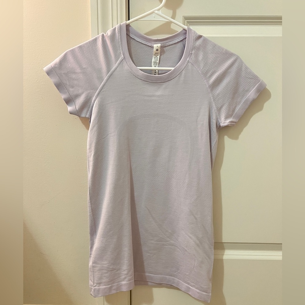 Lavender Lululemon Swiftly Tech Short-Sleeve Shirt (Hip Length) Size: 4